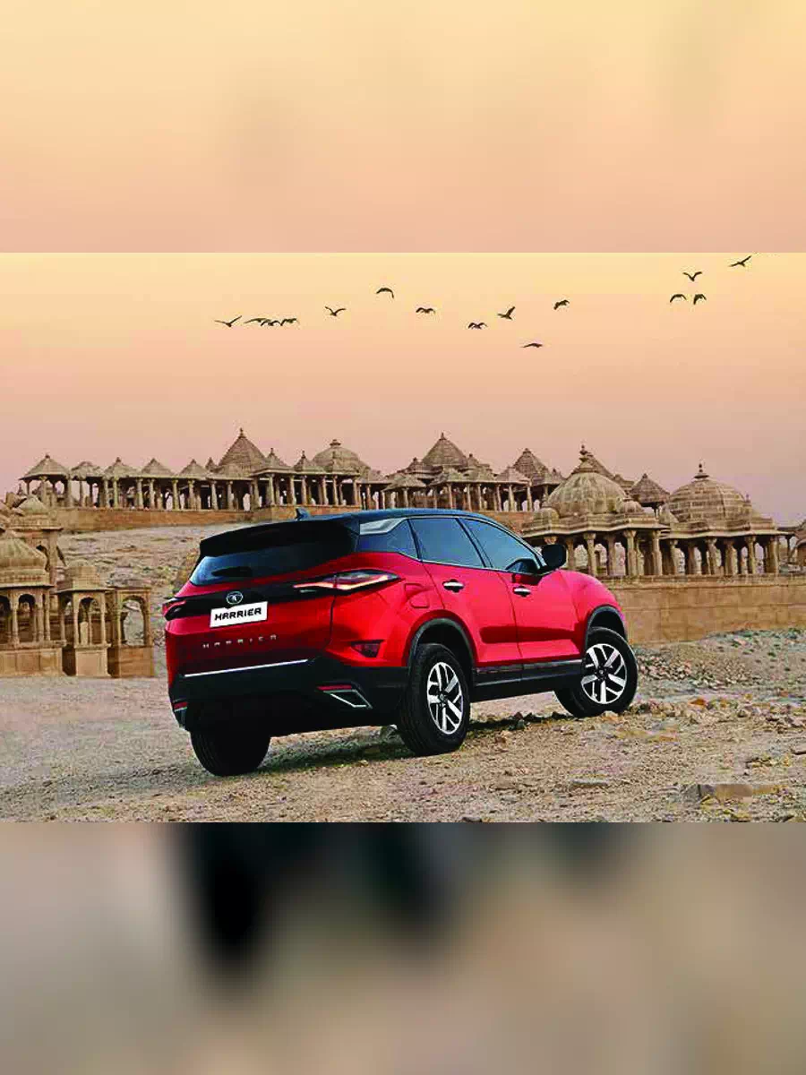2nd Page of Tata Harrier Brochure PDF